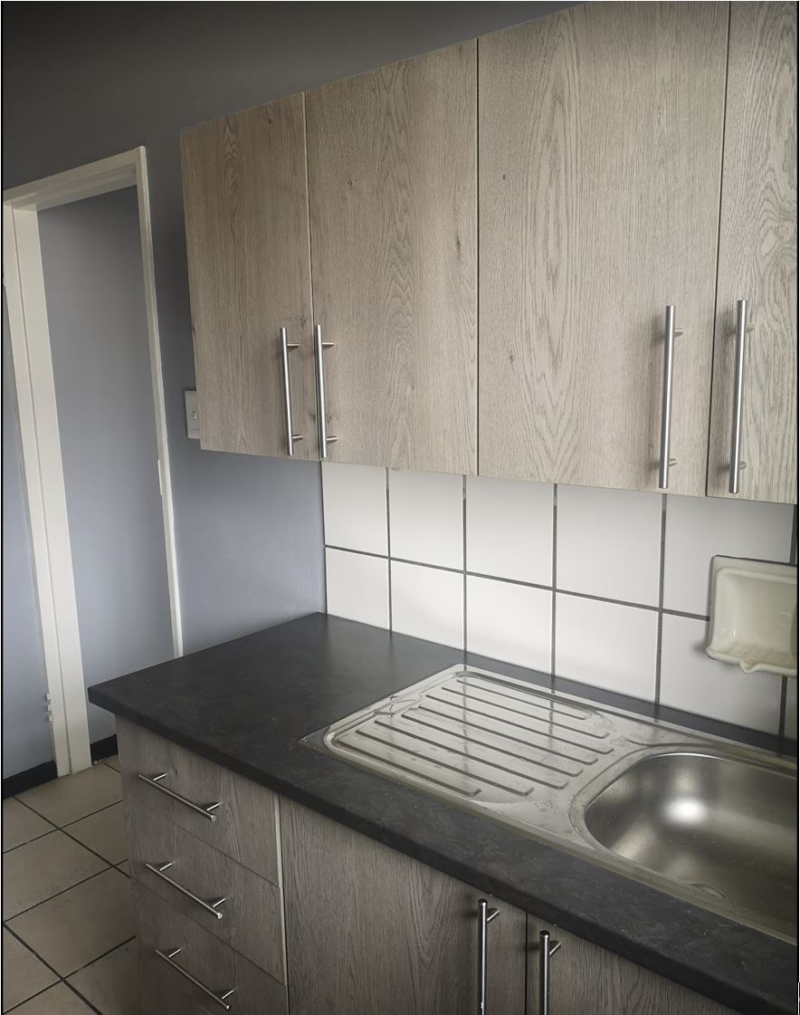 To Let 1 Bedroom Property for Rent in Sunnyside Gauteng