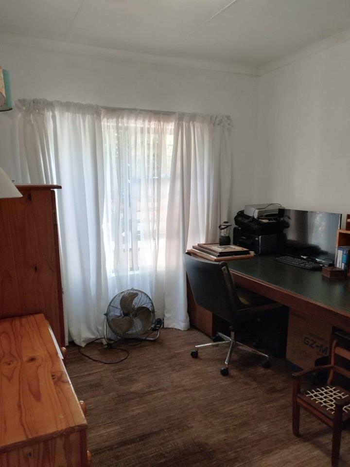 To Let 3 Bedroom Property for Rent in Hazeldean Gauteng