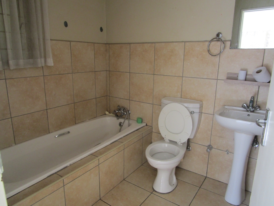 2 Bedroom Property for Sale in Clubview West Gauteng