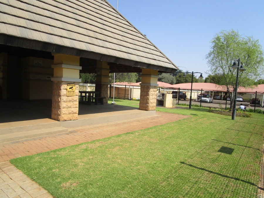 2 Bedroom Property for Sale in Clubview West Gauteng