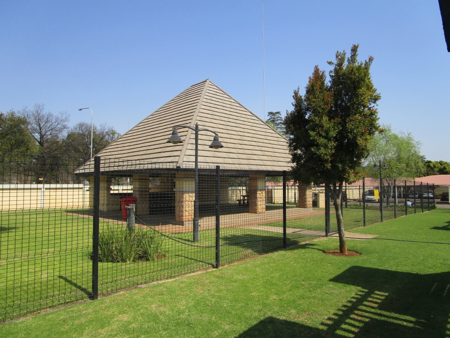 2 Bedroom Property for Sale in Clubview West Gauteng