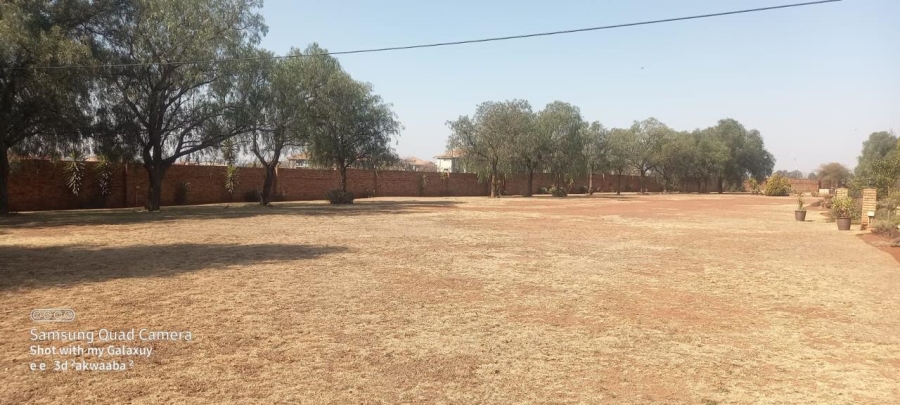 Commercial Property for Sale in Lenasia Gauteng