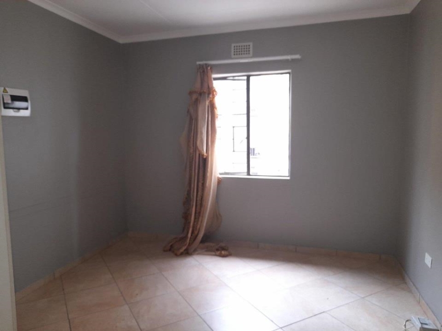 1 Bedroom Property for Sale in Jabulani Gauteng