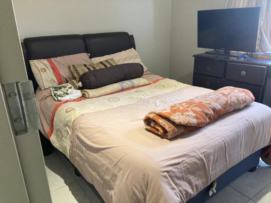 To Let 3 Bedroom Property for Rent in Lion Pride Gauteng