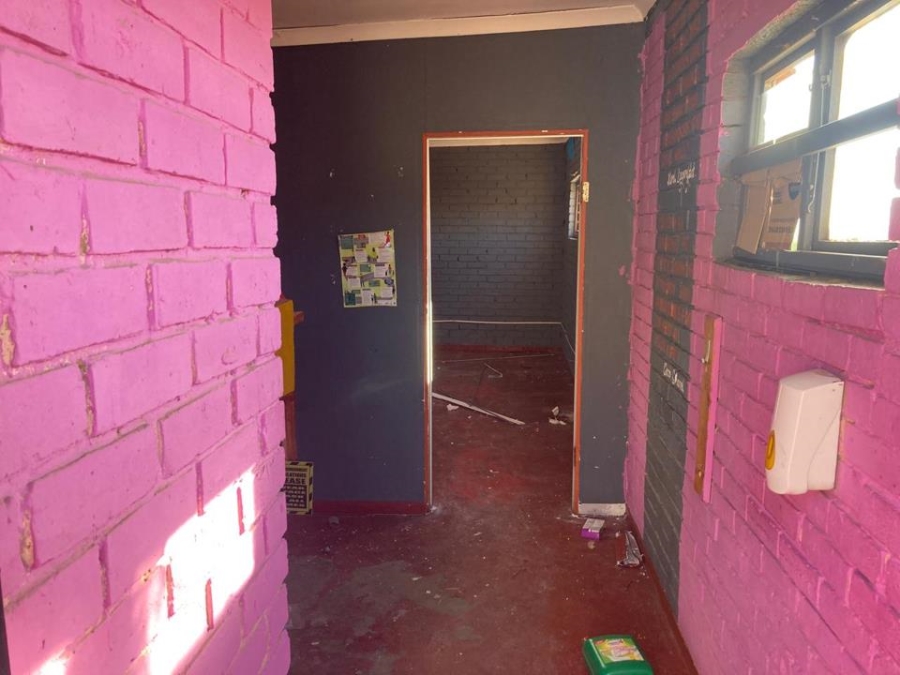 To Let 0 Bedroom Property for Rent in Meadowlands Gauteng