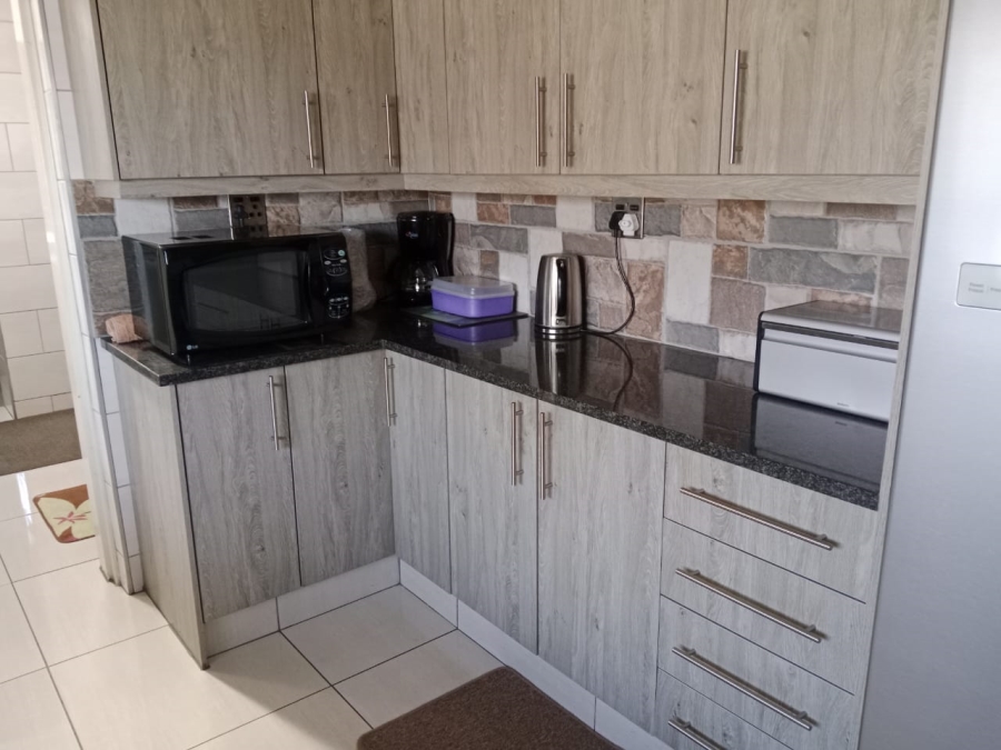 3 Bedroom Property for Sale in Homestead Gauteng