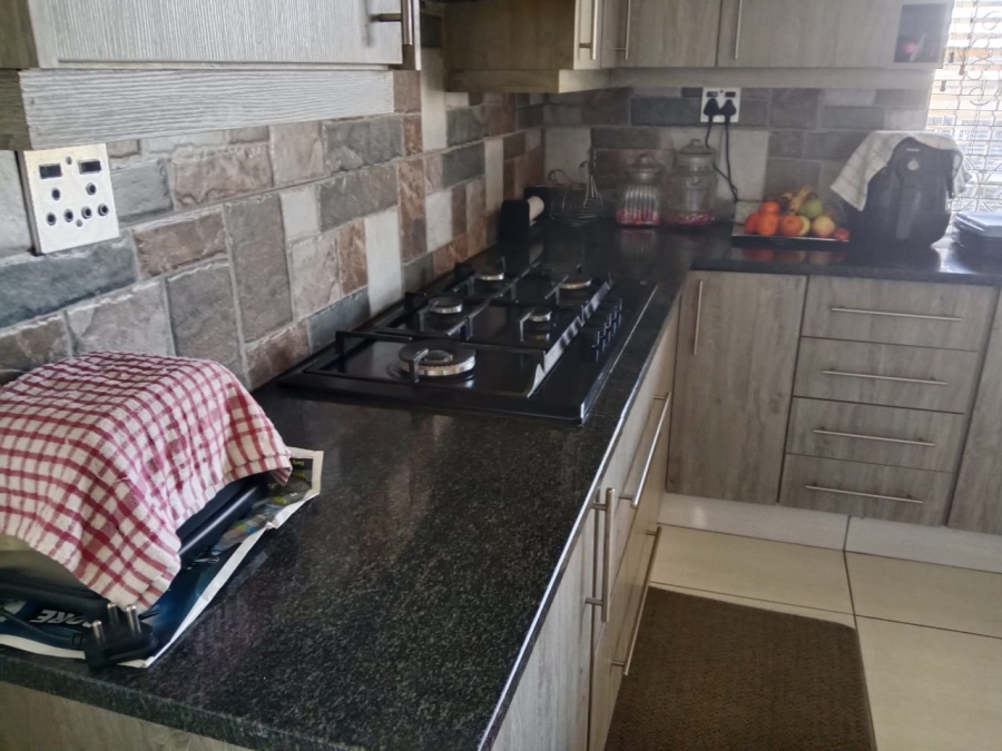 3 Bedroom Property for Sale in Homestead Gauteng