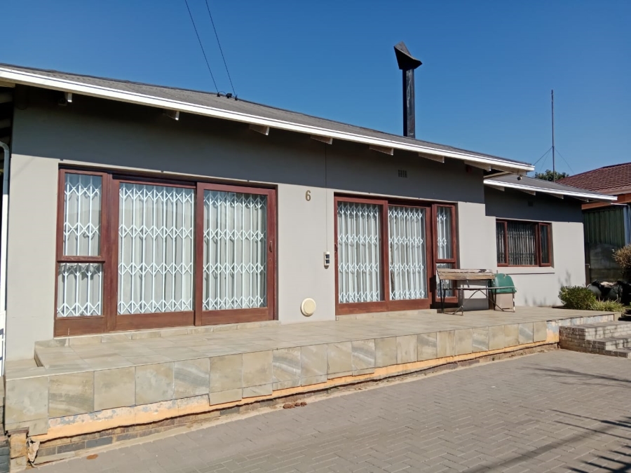 3 Bedroom Property for Sale in Homestead Gauteng