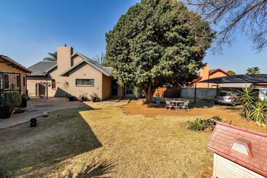 4 Bedroom Property for Sale in Bonaero Park Gauteng