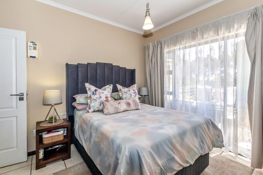 2 Bedroom Property for Sale in Greenstone Gate Gauteng