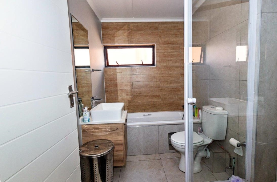 2 Bedroom Property for Sale in Kempton Park Gauteng