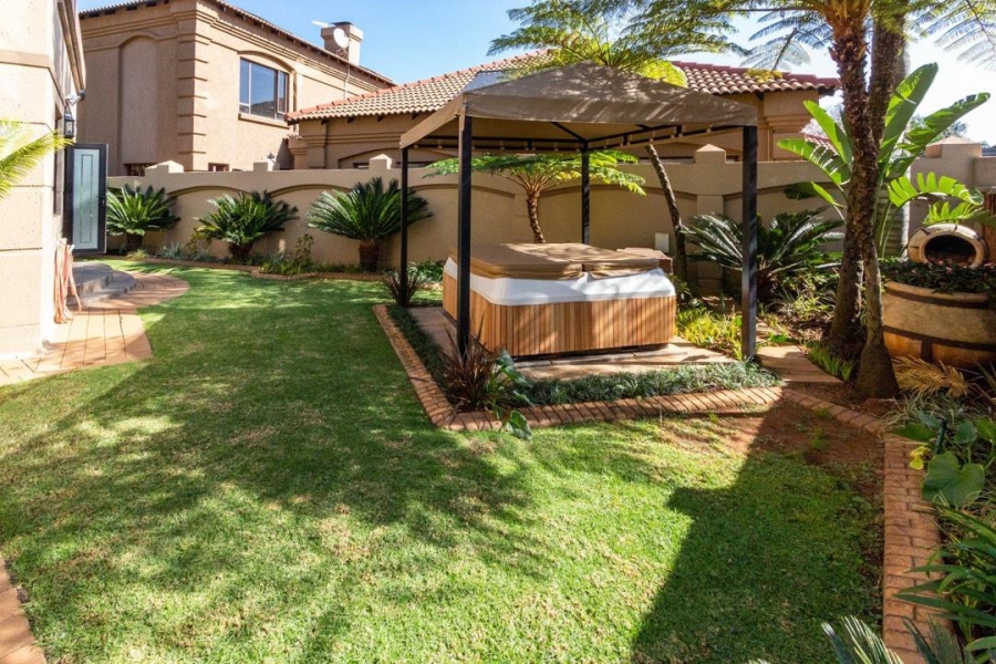 3 Bedroom Property for Sale in Glen Erasmia Gauteng