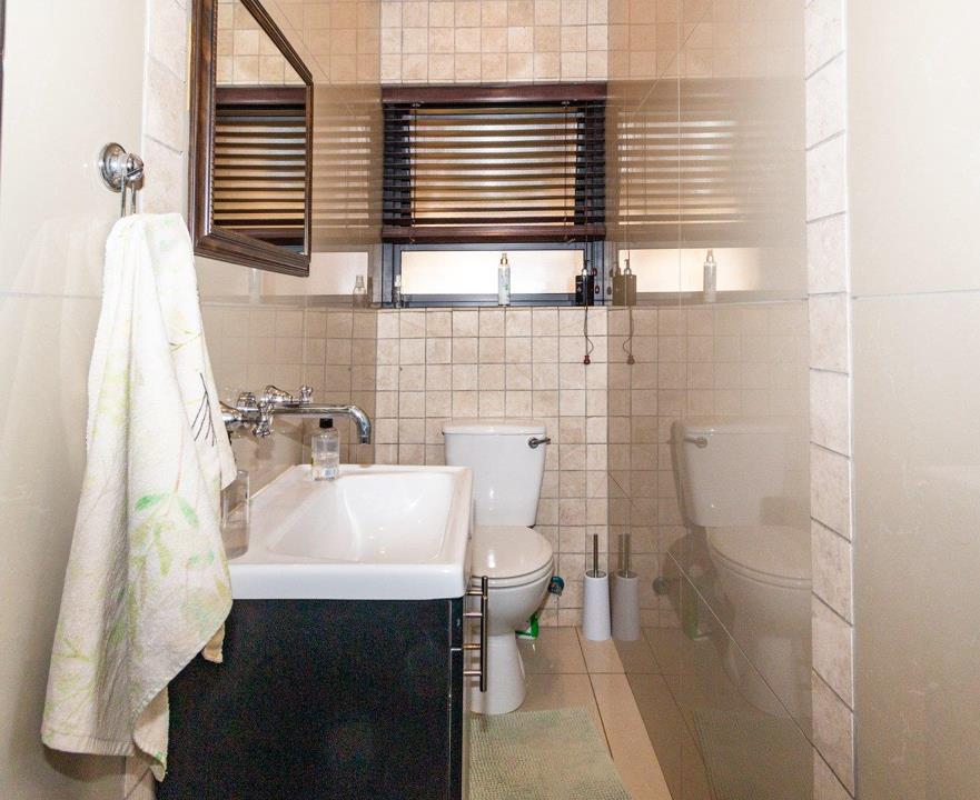 3 Bedroom Property for Sale in Glen Erasmia Gauteng