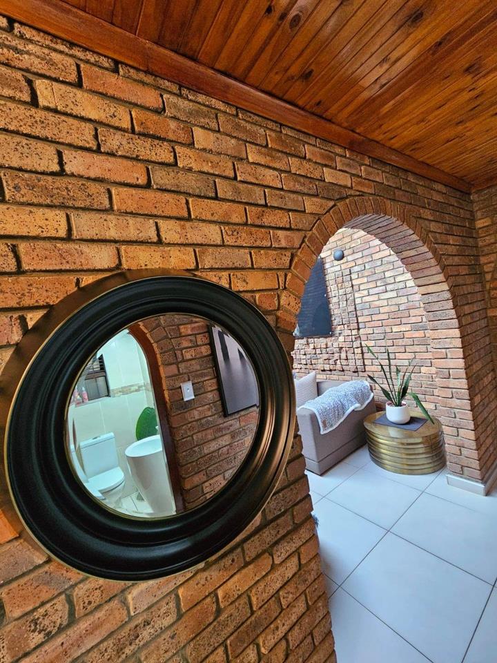 4 Bedroom Property for Sale in Van Riebeeck Park Gauteng