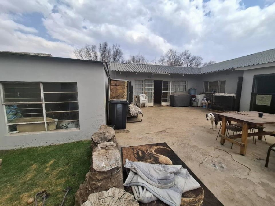 6 Bedroom Property for Sale in Brakpan Central Gauteng