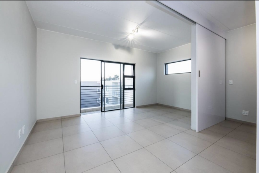 1 Bedroom Property for Sale in North Riding Gauteng