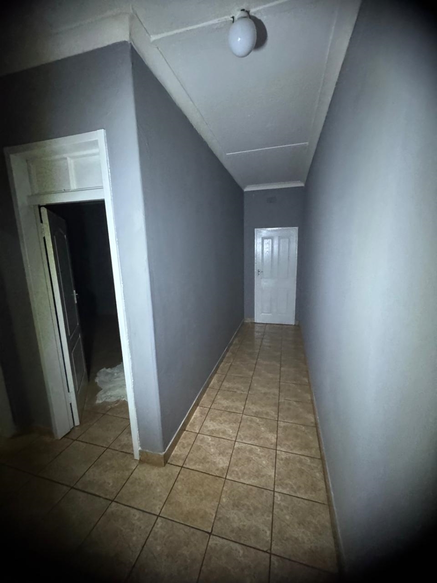 To Let 2 Bedroom Property for Rent in Bez Valley Gauteng