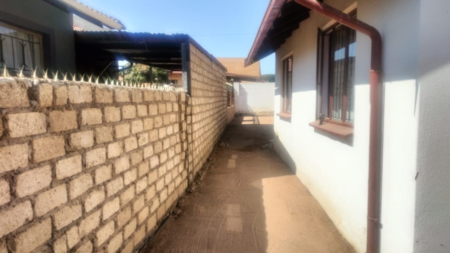 2 Bedroom Property for Sale in Hammanskraal Gauteng