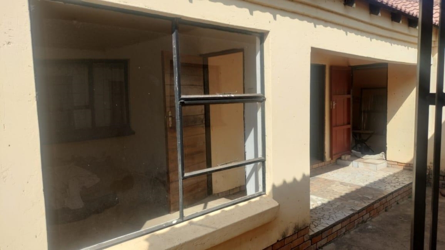 3 Bedroom Property for Sale in Soshanguve KK Gauteng