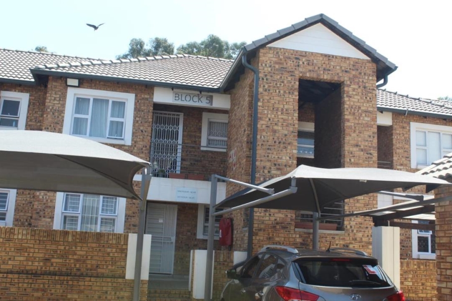 3 Bedroom Property for Sale in Elandsfontein Gauteng