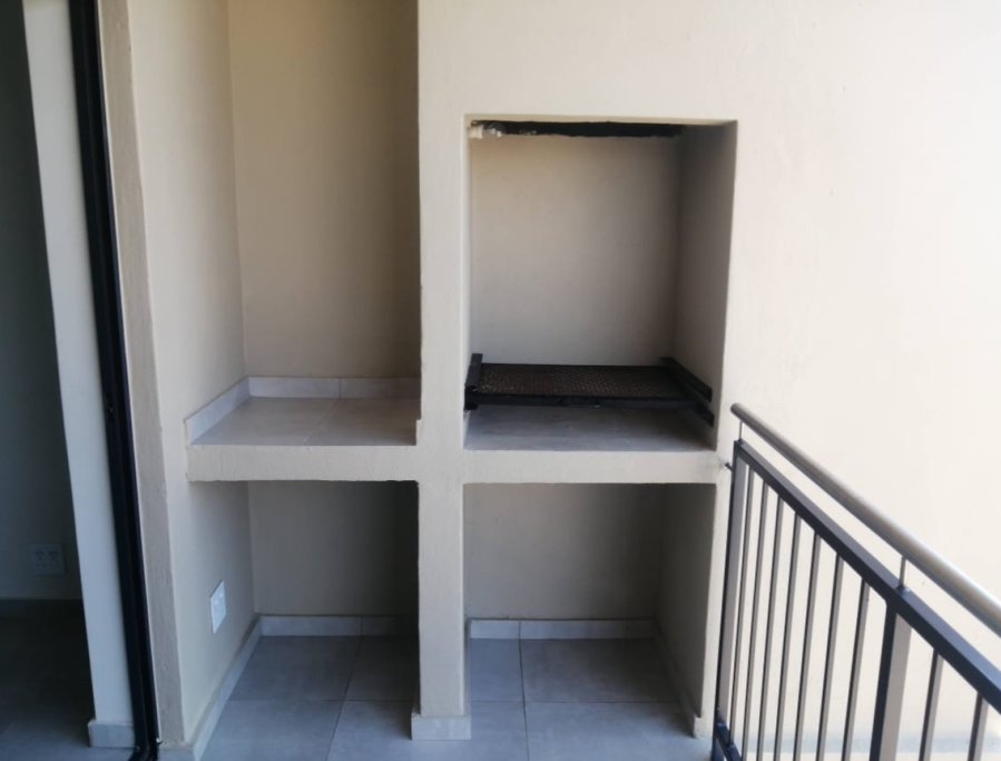 To Let 2 Bedroom Property for Rent in Kyalami Ah Gauteng