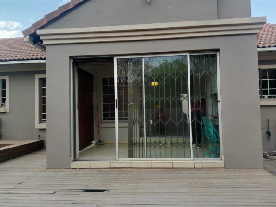 3 Bedroom Property for Sale in Halfway Gardens Gauteng