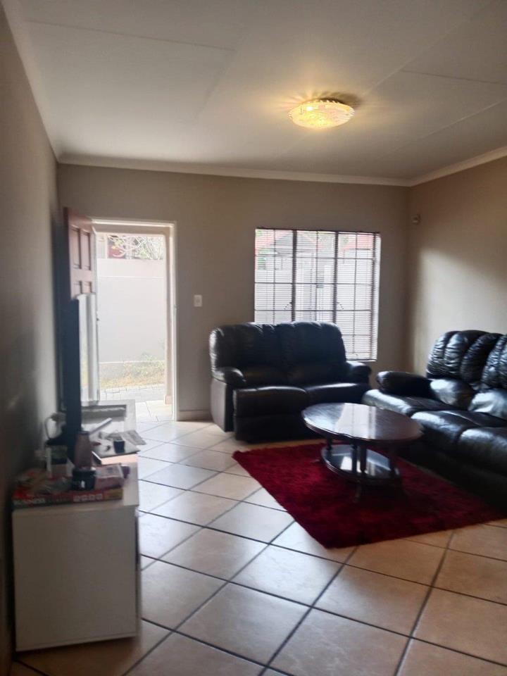 3 Bedroom Property for Sale in Halfway Gardens Gauteng