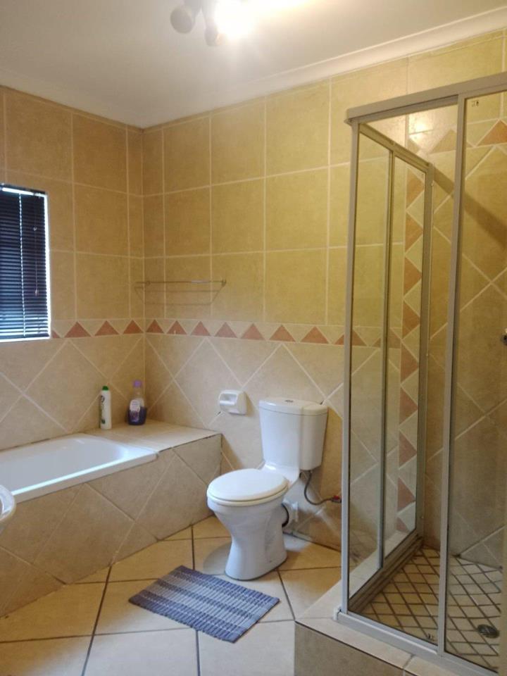 3 Bedroom Property for Sale in Halfway Gardens Gauteng