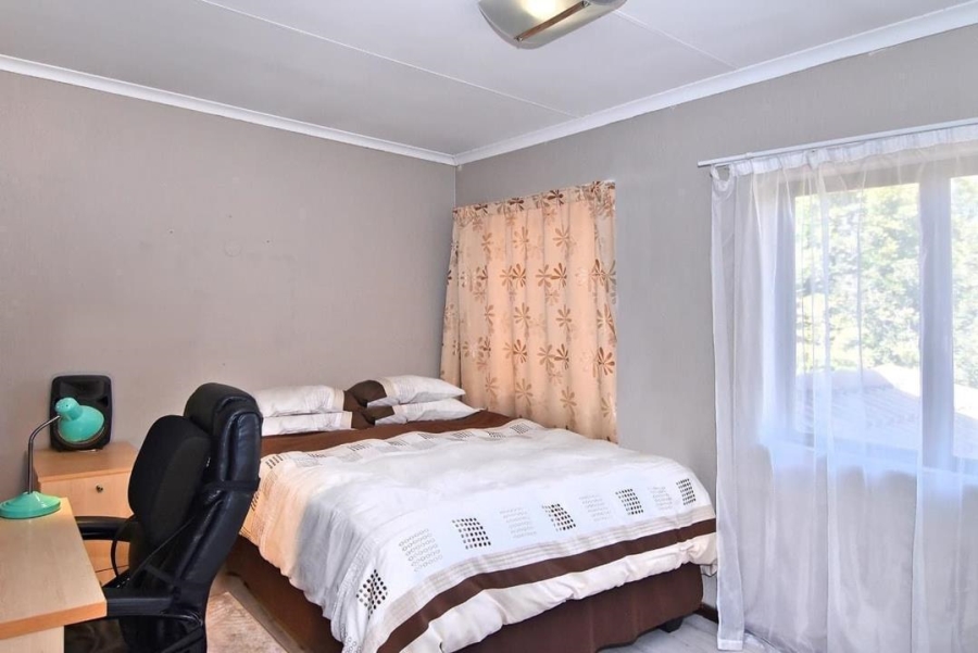 To Let 4 Bedroom Property for Rent in Noordwyk Gauteng