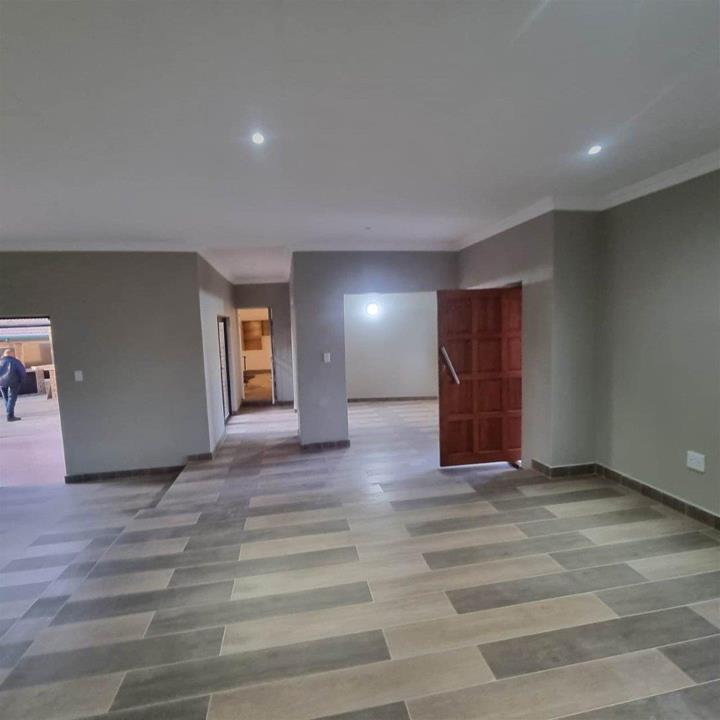 To Let 3 Bedroom Property for Rent in Norkem Park Gauteng