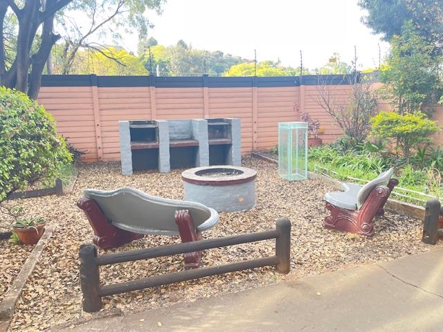 2 Bedroom Property for Sale in Brummeria Gauteng