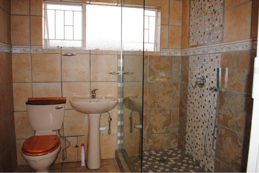 To Let 1 Bedroom Property for Rent in Freeway Park Gauteng