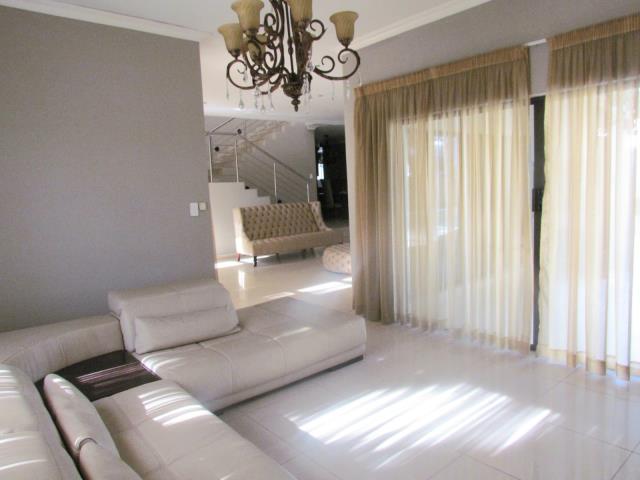 5 Bedroom Property for Sale in Savanna Hills Gauteng