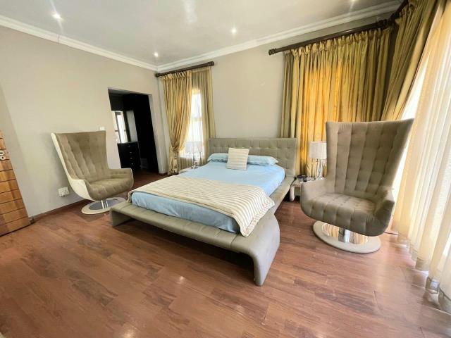 5 Bedroom Property for Sale in Savanna Hills Gauteng