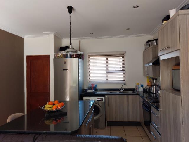 2 Bedroom Property for Sale in Blue Hills AH Gauteng