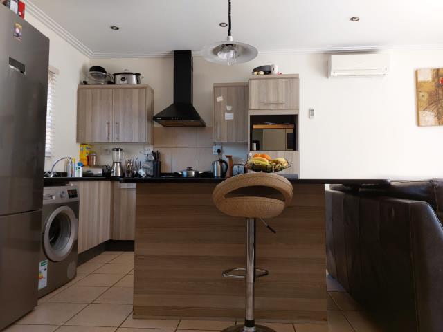 2 Bedroom Property for Sale in Blue Hills AH Gauteng