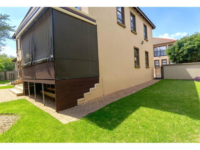 To Let 6 Bedroom Property for Rent in Valley View Estate Gauteng