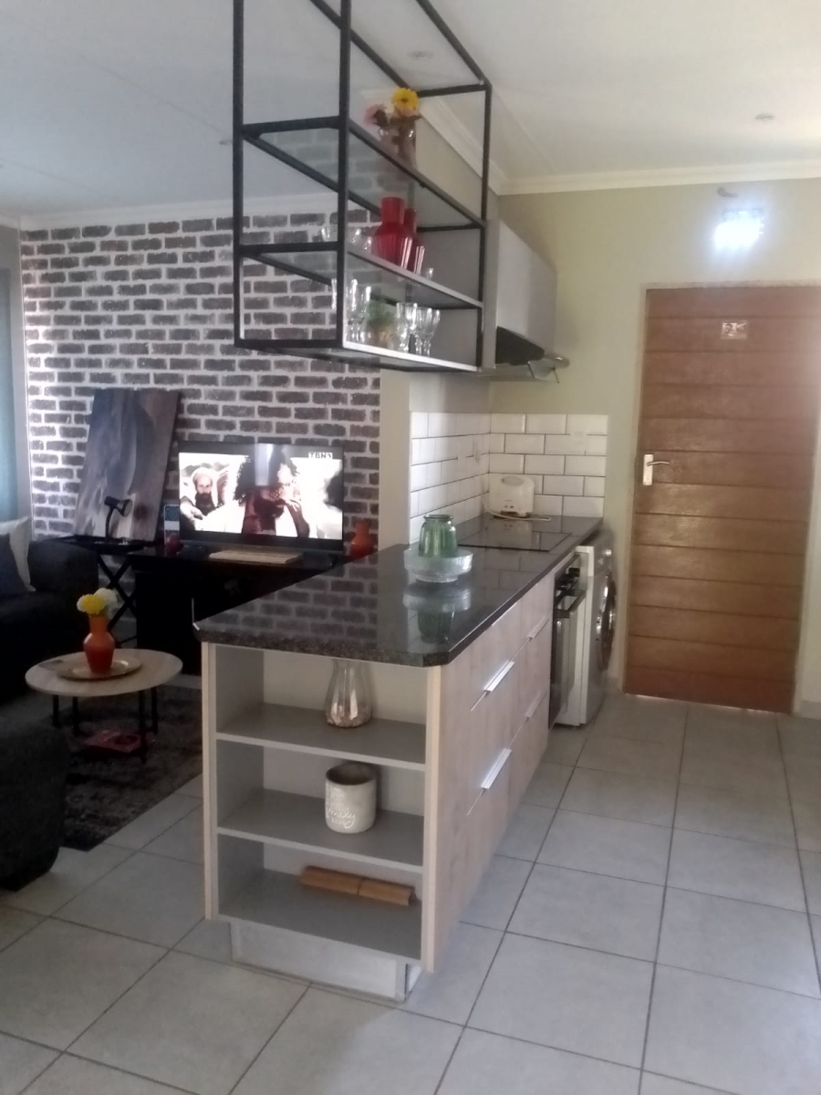 To Let 3 Bedroom Property for Rent in Lotus Gardens Gauteng