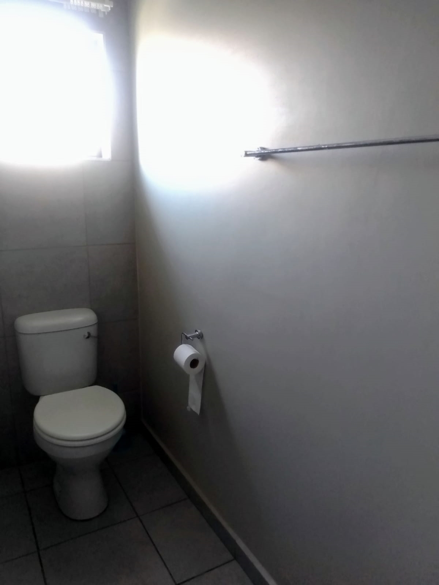 To Let 3 Bedroom Property for Rent in Lotus Gardens Gauteng