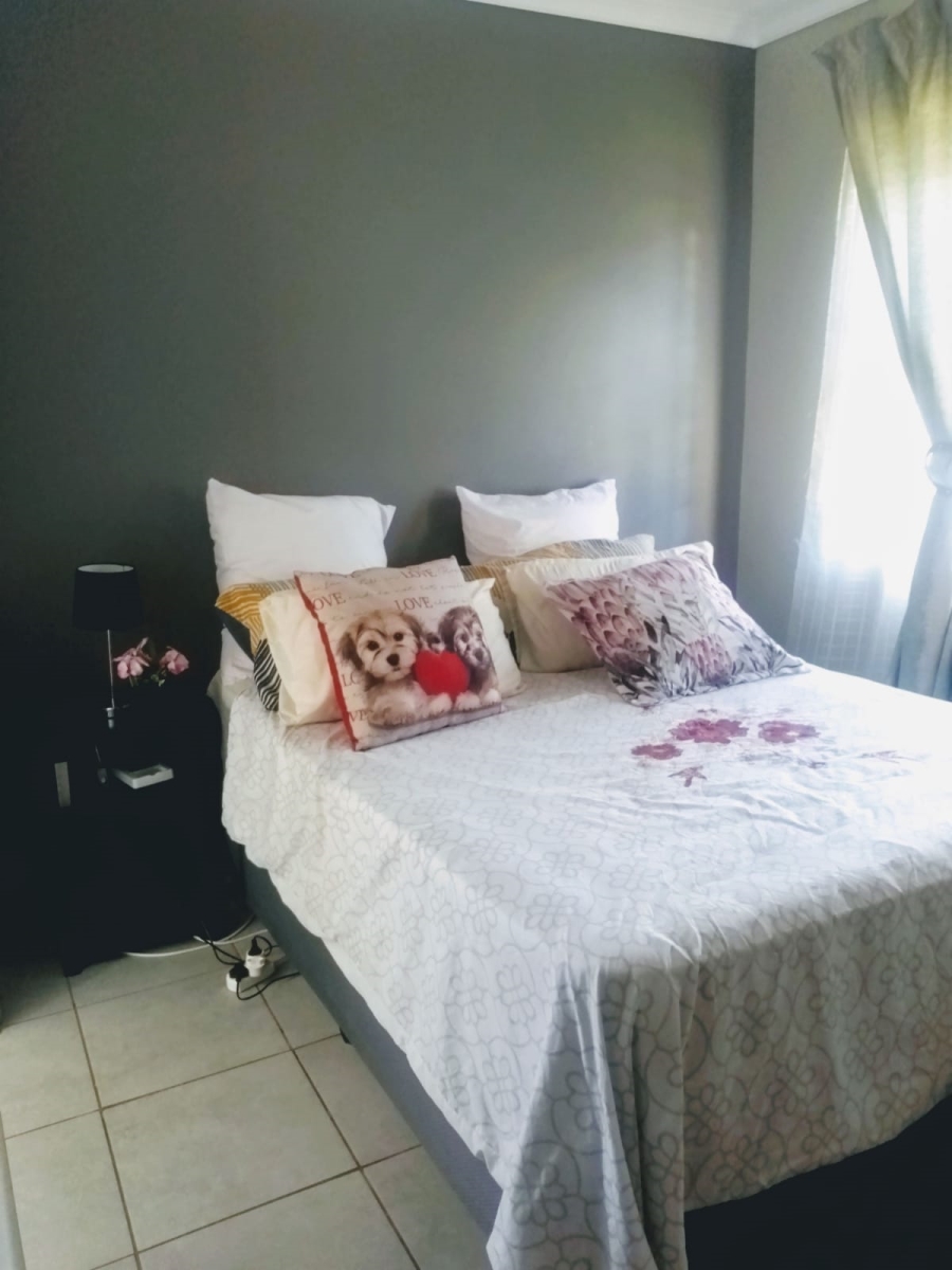 To Let 3 Bedroom Property for Rent in Lotus Gardens Gauteng