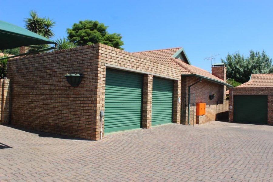 3 Bedroom Property for Sale in Castleview Gauteng