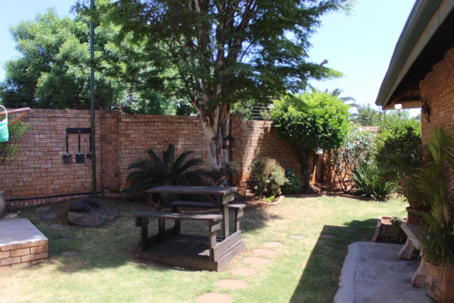 3 Bedroom Property for Sale in Castleview Gauteng