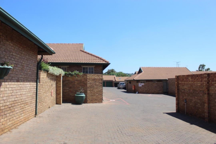 3 Bedroom Property for Sale in Castleview Gauteng