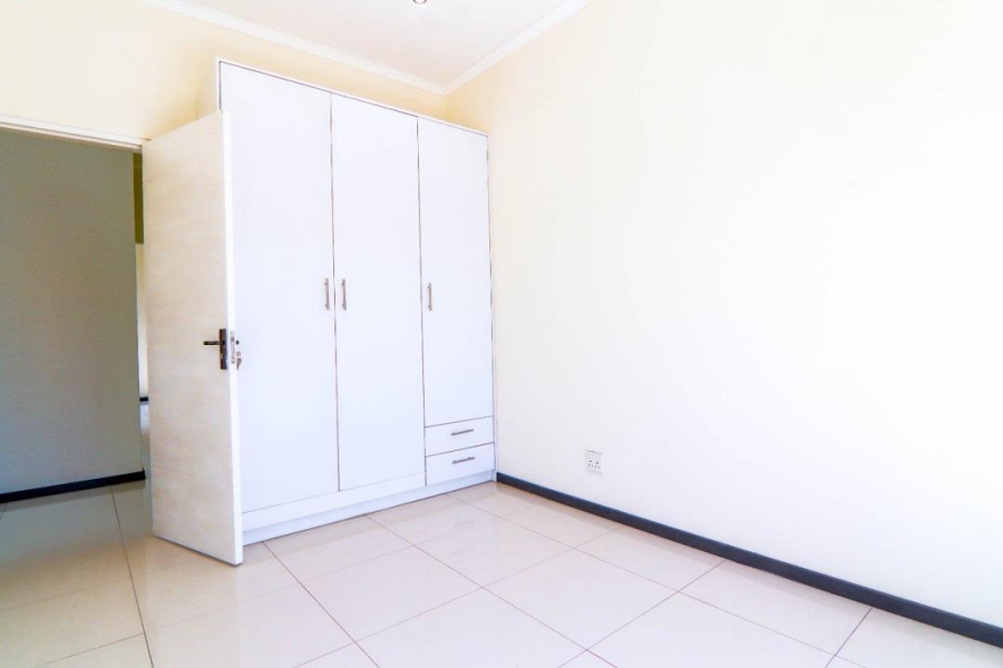 6 Bedroom Property for Sale in Amberfield Valley Gauteng