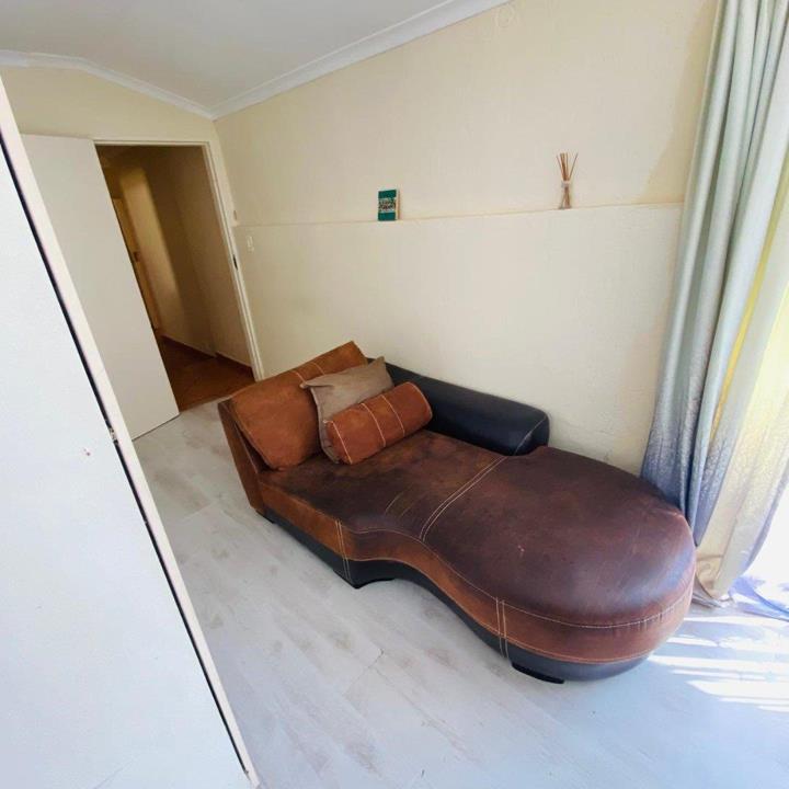 5 Bedroom Property for Sale in The Reeds Gauteng