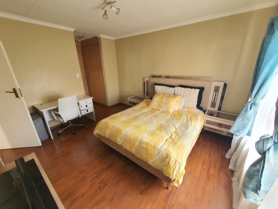 3 Bedroom Property for Sale in Kosmosdal Gauteng