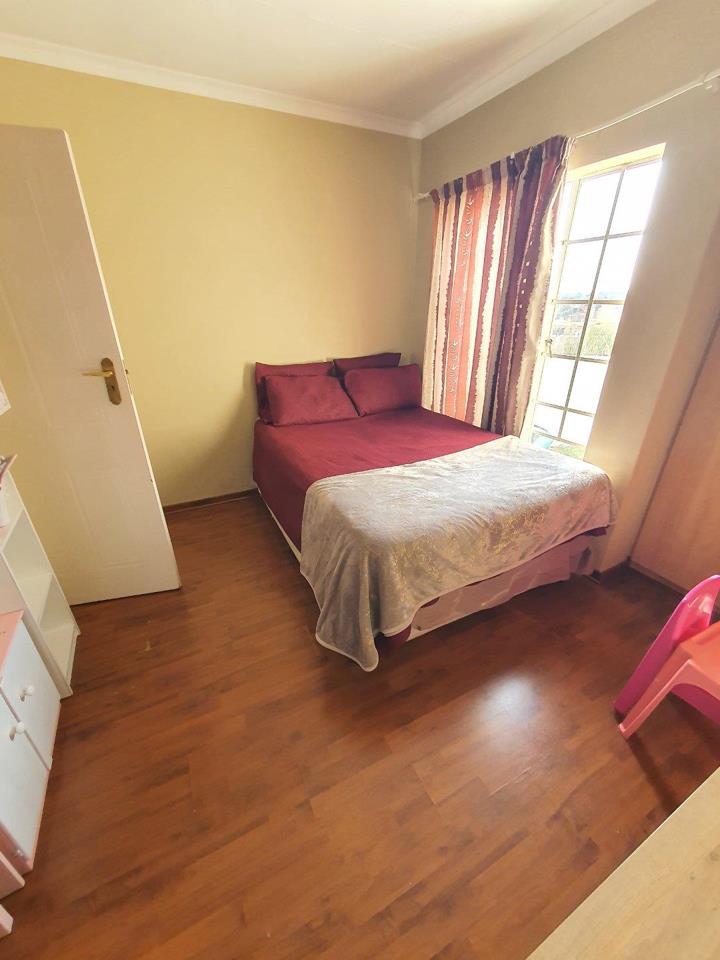 3 Bedroom Property for Sale in Kosmosdal Gauteng