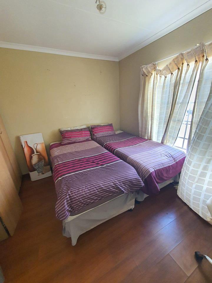 3 Bedroom Property for Sale in Kosmosdal Gauteng