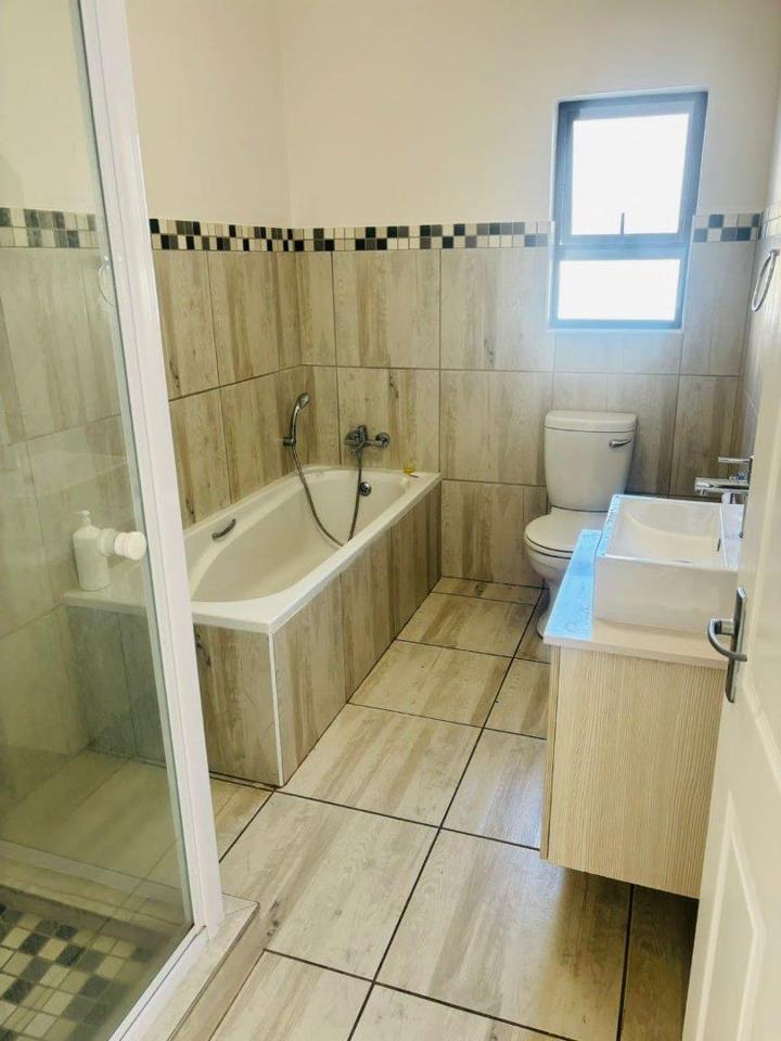 3 Bedroom Property for Sale in Kosmosdal Gauteng