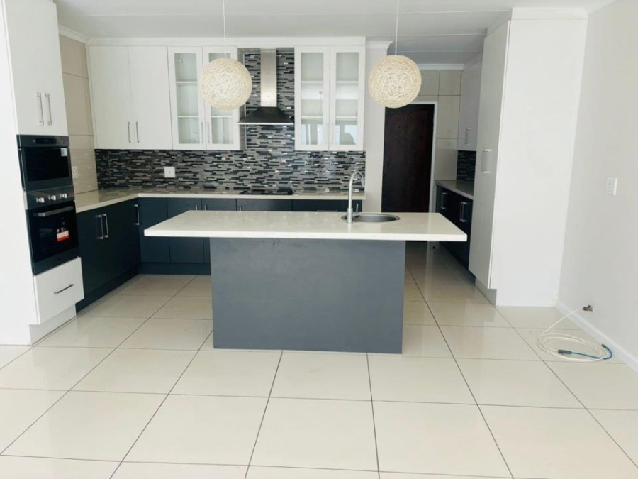 3 Bedroom Property for Sale in Kosmosdal Gauteng